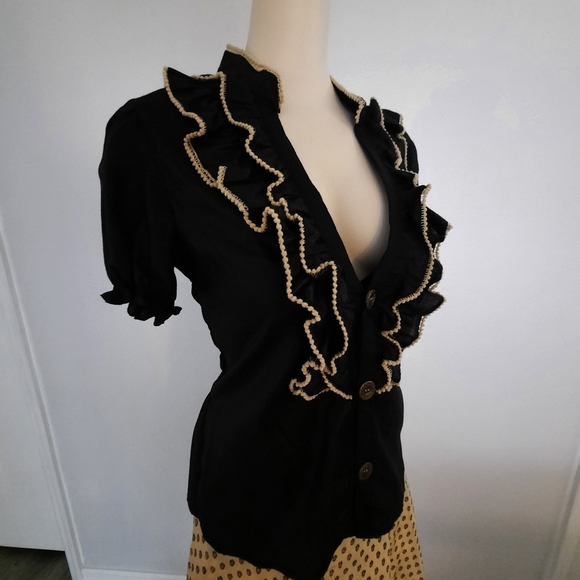 Black & Tan Ruffled Victorian Low Cut V-nec Blouse - Picture 1 of 12